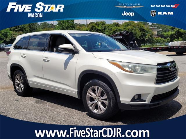 2016 Toyota Highlander LE Plus V6