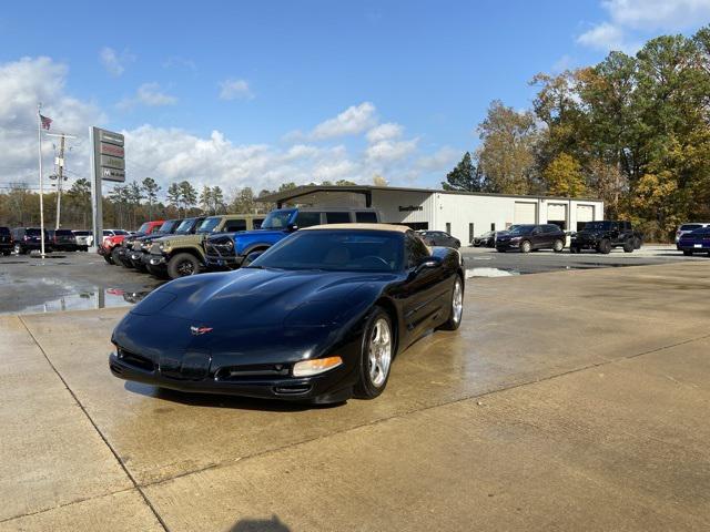 2004 Chevrolet Corvette Base