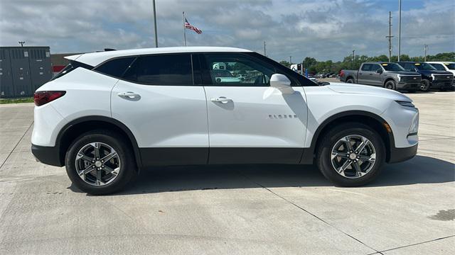 2025 Chevrolet Blazer AWD 2LT