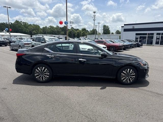 2023 Nissan Altima SV FWD