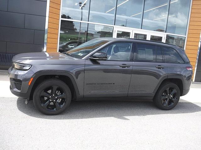 2023 Jeep Grand Cherokee Altitude 4x4