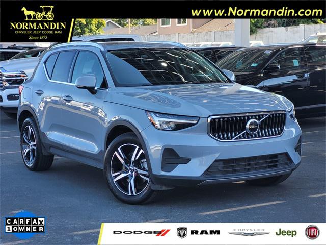 2024 Volvo XC40 B5 Core Bright Theme