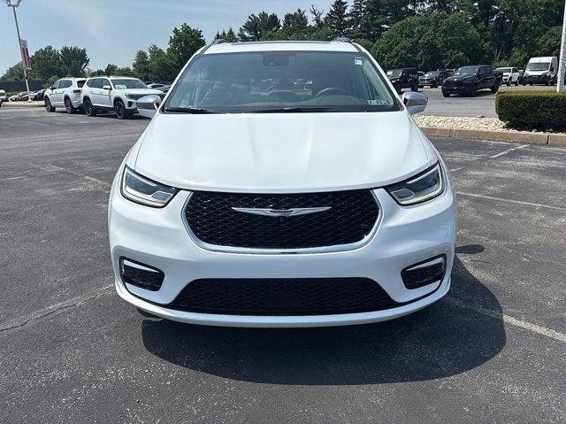 2022 Chrysler Pacifica Limited AWD