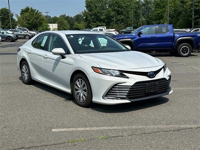 2022 Toyota Camry LE Hybrid