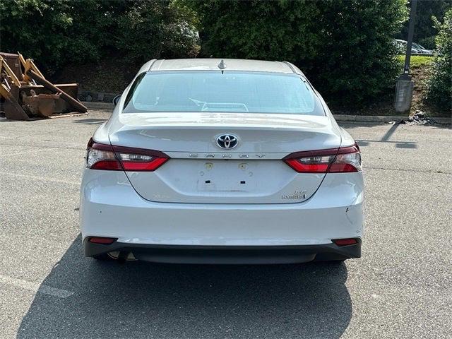 2022 Toyota Camry LE Hybrid