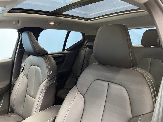 2026 Volvo XC40 B5 Ultra