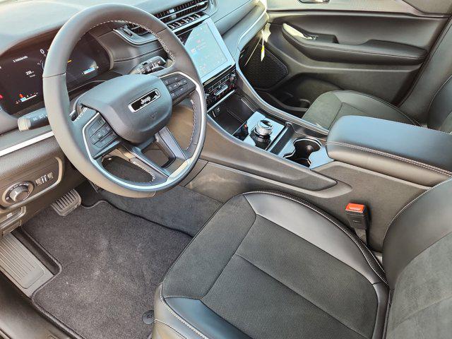 2025 Jeep Grand Cherokee L Altitude X 4x4