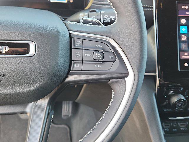 2025 Jeep Grand Cherokee L Altitude X 4x4