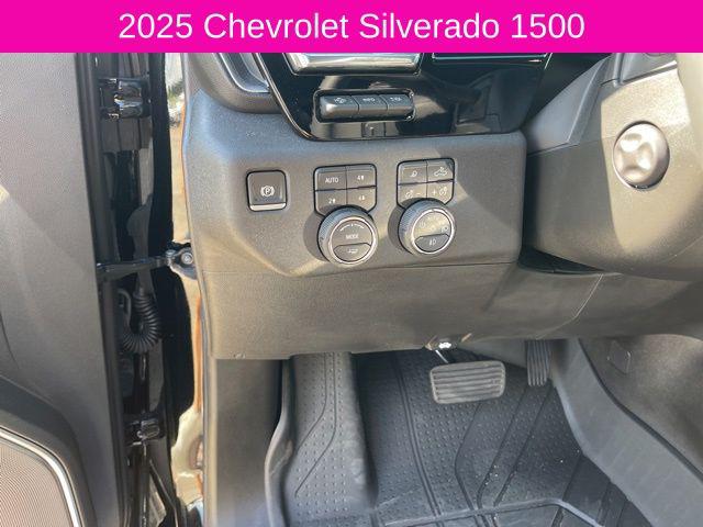 2025 Chevrolet Silverado 1500 4WD Crew Cab Short Bed High Country