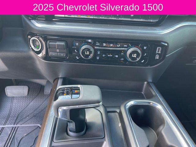 2025 Chevrolet Silverado 1500 4WD Crew Cab Short Bed High Country
