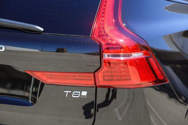 2025 Volvo XC60 Plug-In Hybrid T8 Ultra