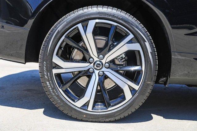 2025 Volvo XC60 Plug-In Hybrid T8 Ultra