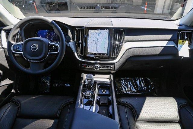 2025 Volvo XC60 Plug-In Hybrid T8 Ultra