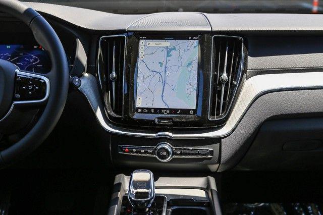 2025 Volvo XC60 Plug-In Hybrid T8 Ultra