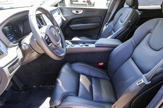 2025 Volvo XC60 Plug-In Hybrid T8 Ultra