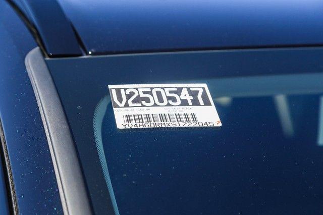 2025 Volvo XC60 Plug-In Hybrid T8 Ultra