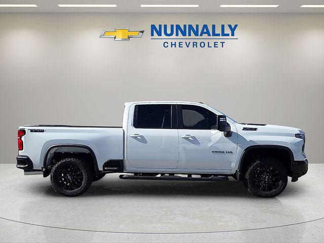 2025 Chevrolet Silverado 2500HD 4WD Crew Cab Standard Bed LT