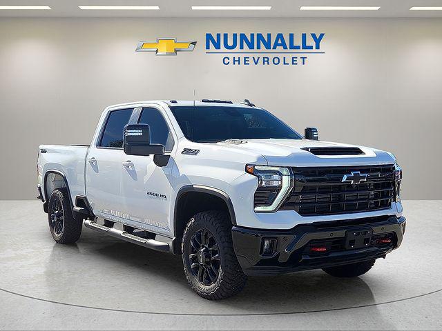 2025 Chevrolet Silverado 2500HD 4WD Crew Cab Standard Bed LT