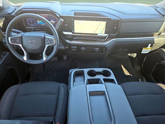 2025 Chevrolet Silverado 2500HD 4WD Crew Cab Standard Bed LT