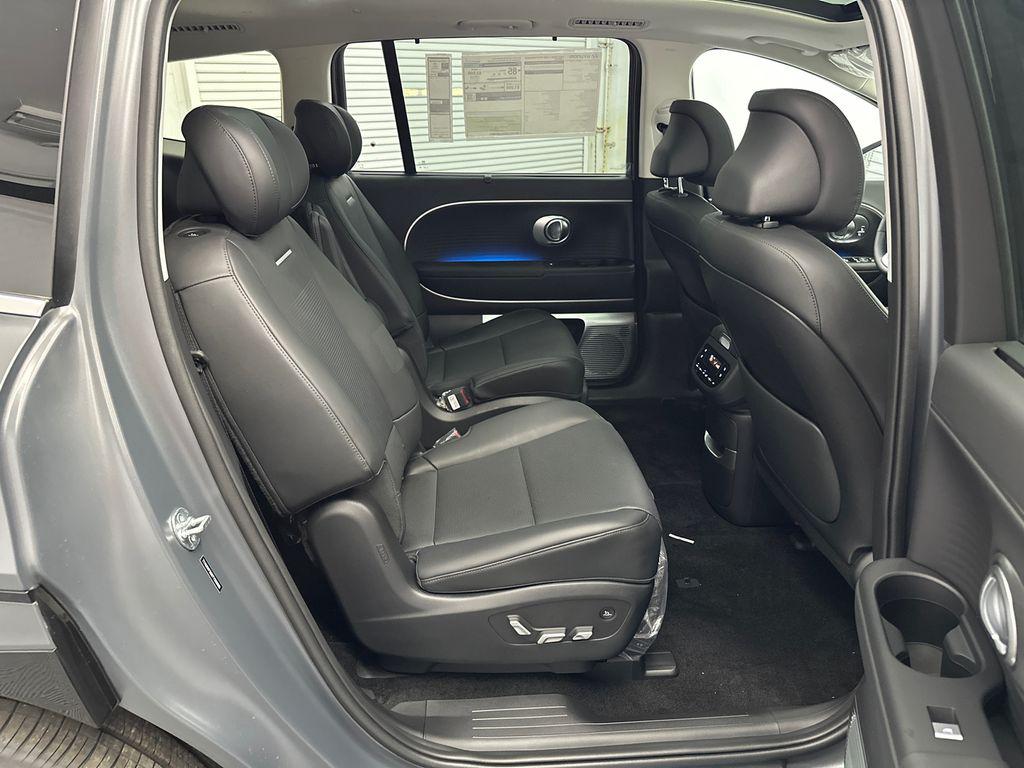 2026 Hyundai IONIQ 9 Performance Limited - Photo 17