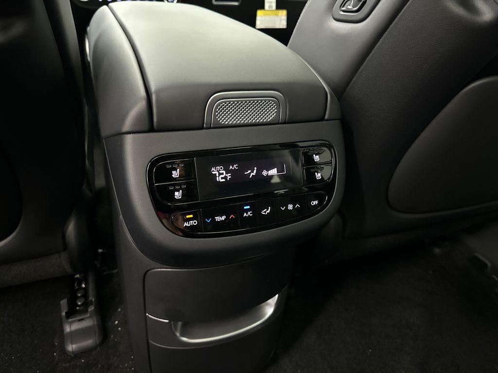 2026 Hyundai IONIQ 9 Performance Limited - Photo 25