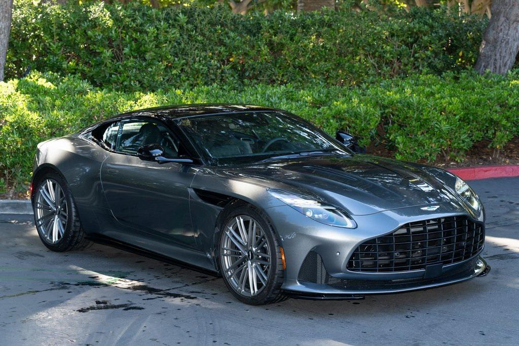 /2025 Aston-Martin DB12