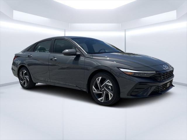 2025 Hyundai Elantra Hybrid Limited for sale in LEESBURG, FL