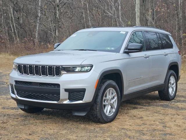 2025 Jeep Grand Cherokee GRAND CHEROKEE L LAREDO X 4X4