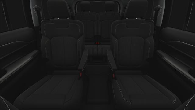 2025 Jeep Grand Cherokee GRAND CHEROKEE L LAREDO X 4X4