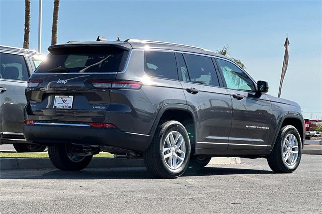 2025 Jeep Grand Cherokee GRAND CHEROKEE L LAREDO X 4X4