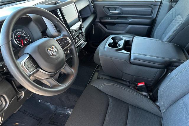 2025 RAM Ram 1500 RAM 1500 TRADESMAN CREW CAB 4X2 57 BOX
