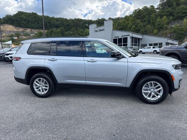 2025 Jeep Grand Cherokee GRAND CHEROKEE L LAREDO X 4X4
