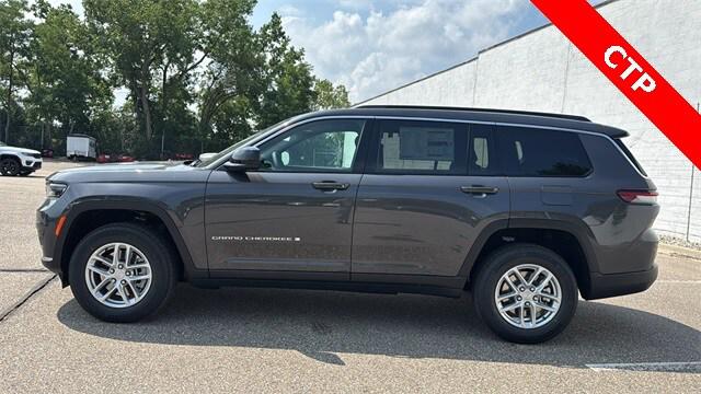 2025 Jeep Grand Cherokee GRAND CHEROKEE L LAREDO X 4X4