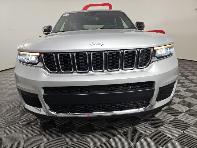 2025 Jeep Grand Cherokee GRAND CHEROKEE L LAREDO X 4X4 2025 Jeep Grand Cherokee GRAND CHEROKEE L LAREDO X 4X4