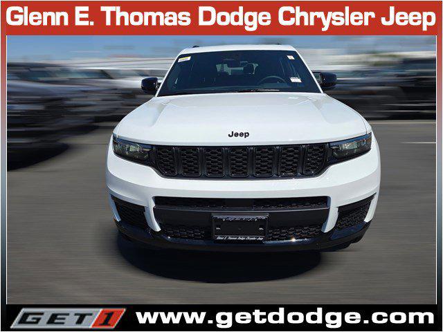 2025 Jeep Grand Cherokee GRAND CHEROKEE L ALTITUDE 4X2 2025 Jeep Grand Cherokee GRAND CHEROKEE L ALTITUDE 4X2