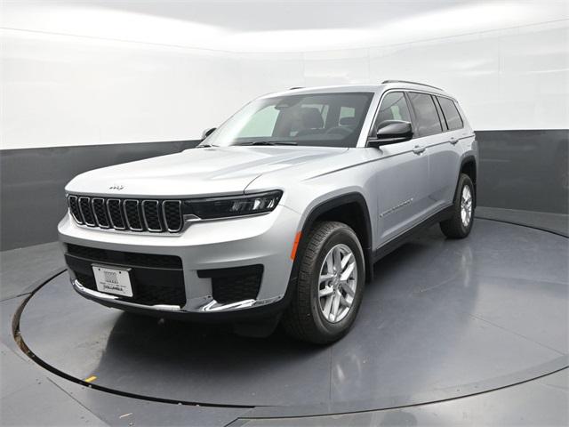 2025 Jeep Grand Cherokee GRAND CHEROKEE L LAREDO X 4X4