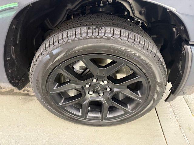 2026 Ram 1500 Laramie Crew Cab 4x4 57 Box