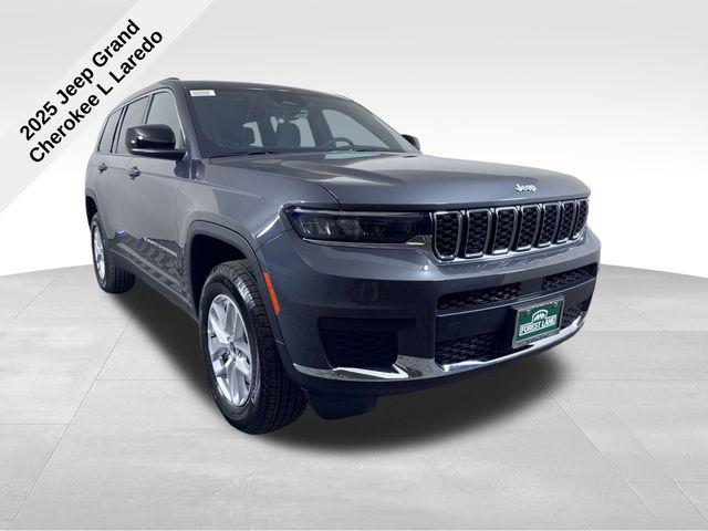 2025 Jeep Grand Cherokee GRAND CHEROKEE L LAREDO 4X2