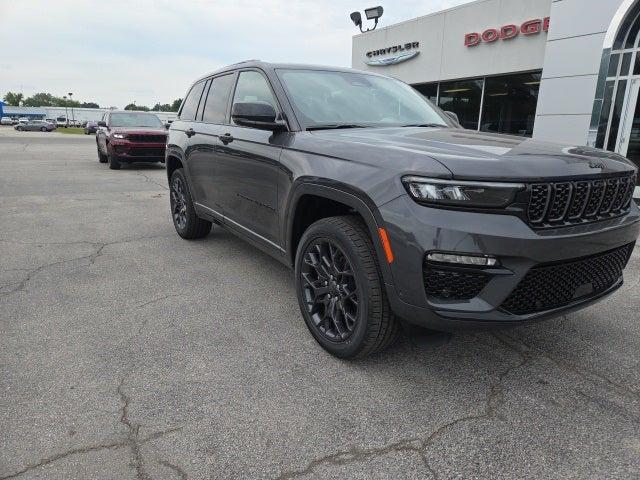 2025 Jeep Grand Cherokee GRAND CHEROKEE SUMMIT RESERVE 4X4