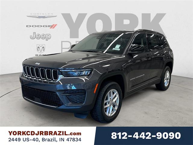 2025 Jeep Grand Cherokee GRAND CHEROKEE LAREDO X 4X4