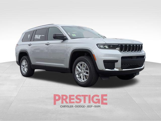 2025 Jeep Grand Cherokee GRAND CHEROKEE L LAREDO 4X4