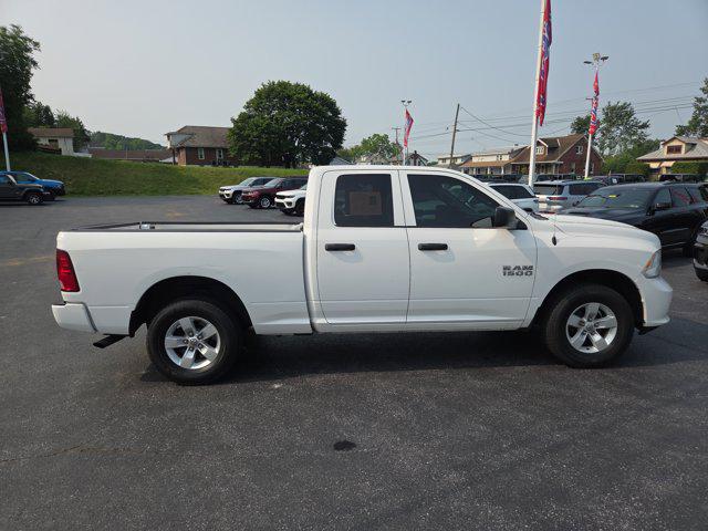 2017 RAM 1500 Express Quad Cab 4x4 64 Box
