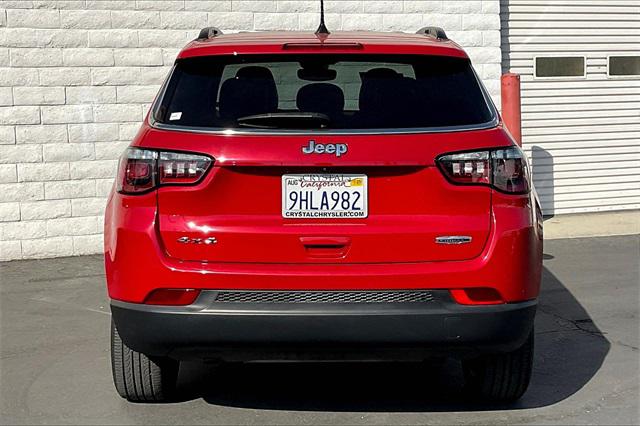 2023 Jeep Compass Latitude Lux FWD