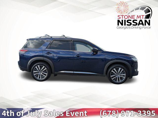 2022 Nissan Pathfinder Platinum 2WD