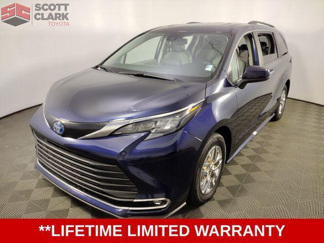 2024 Toyota Sienna XLE