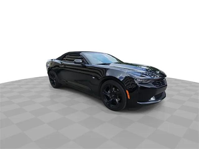 2023 Chevrolet Camaro RWD Convertible 2LT