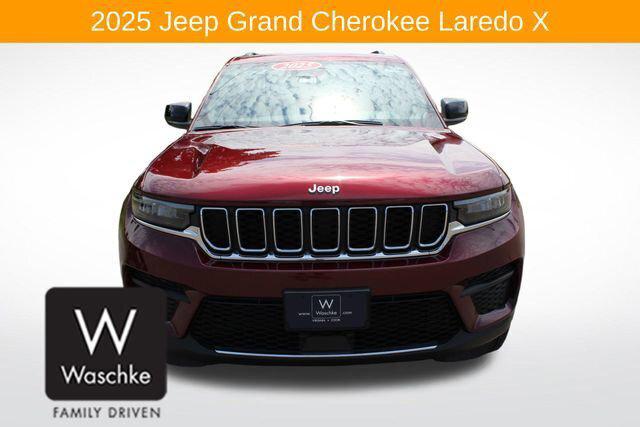 2025 Jeep Grand Cherokee Laredo X 4x4
