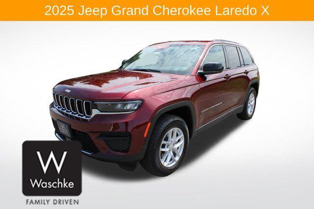 2025 Jeep Grand Cherokee Laredo X 4x4