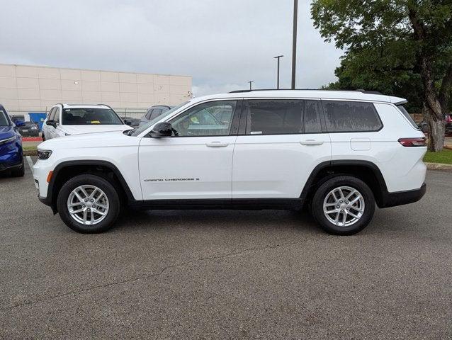 2023 Jeep Grand Cherokee L Laredo 4x2