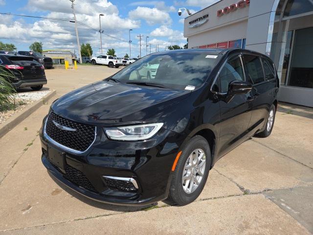 2025 Chrysler Pacifica PACIFICA SELECT